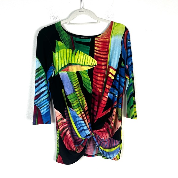 eva varro Tops - Eva Varro front knot top